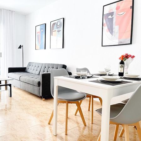 Cozy Apartment Near Playa Del Cura In Torrevieja Exteriör bild